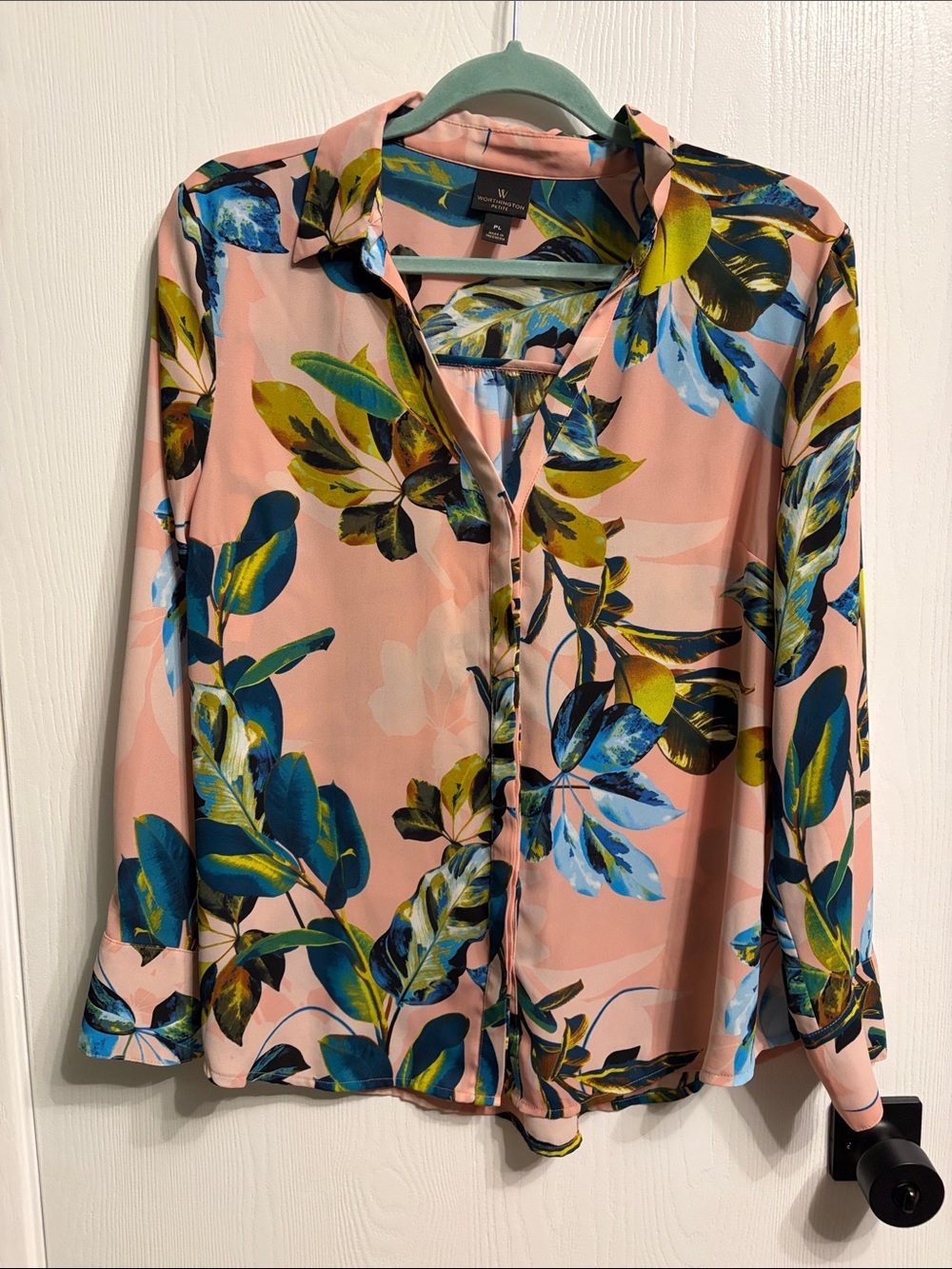 Worthington Pink Floral-Leaf Button Front Blouse size PL